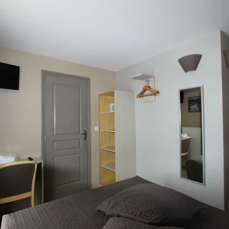 Hotel Hoteliere Sarah Bernard Le Palais