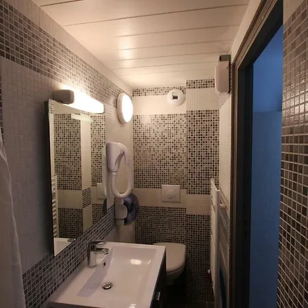 Hoteliere Sarah Bernard Hotell Le Palais